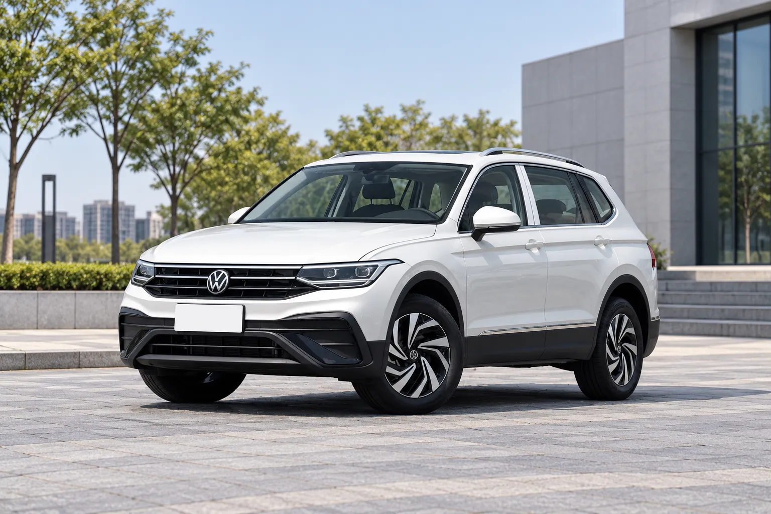 Volkswagen Tiguan L 2025 330TSI R-Line Longyao Edition front three-quarter view