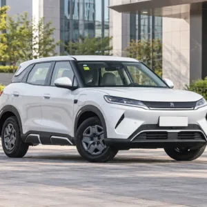 BYD Yuan UP 2025 Intelligent Driving Version 401 KM Dynamic Edition front side view