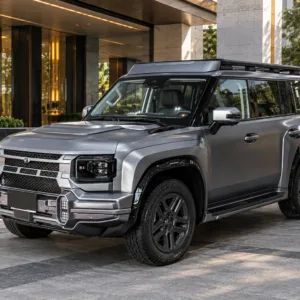 JETOUR Traveler 2025 2.0TD DCT Four-Wheel Drive Star Guardian front three-quarter view