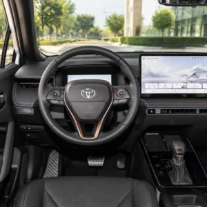 Toyota FRONTLANDER 2026 2.0L Smart Electric Hybrid Dual-Engine Luxury PLUS Edition steering wheel view