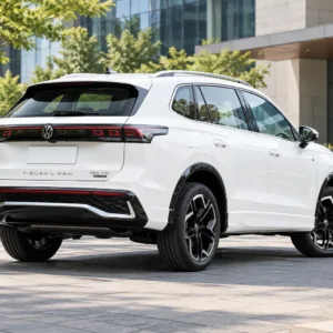 Volkswagen Tiguan L 2026 rear three-quarter view