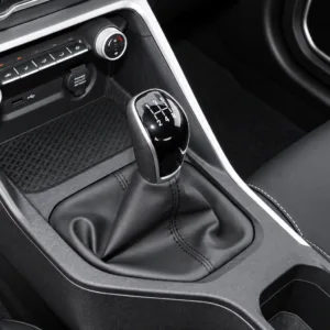 Geely Auto Coolray 2025 1.5L Manual Supercharged Edition manual gear shifter
