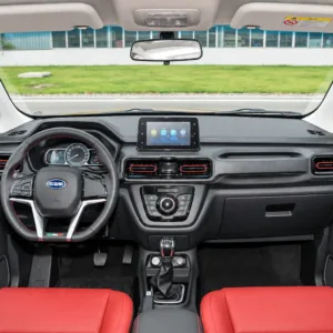 SWM Dahu 2025 1.5L Luxury Version dashboard cockpit view